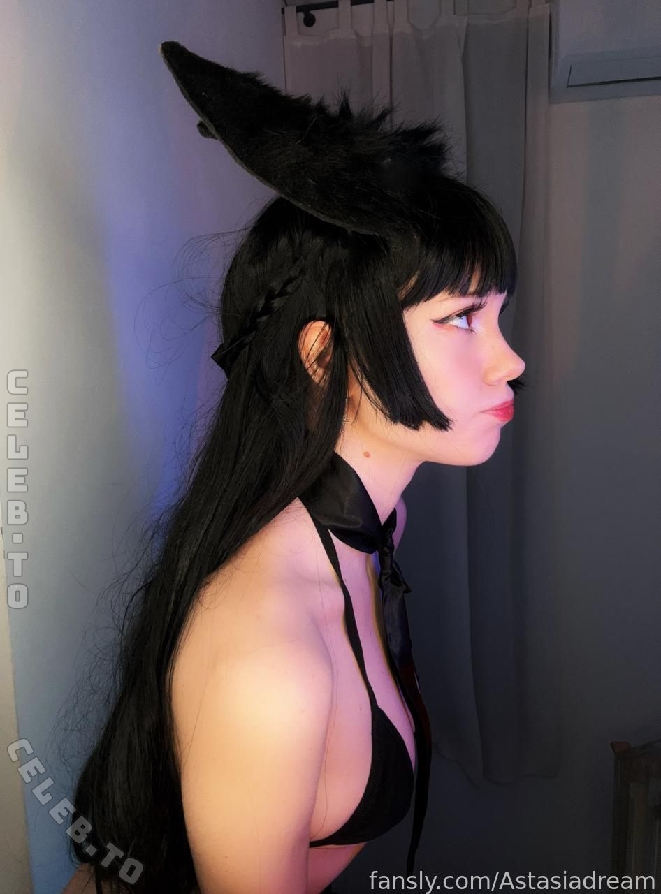 Astasiadream nude photo 2