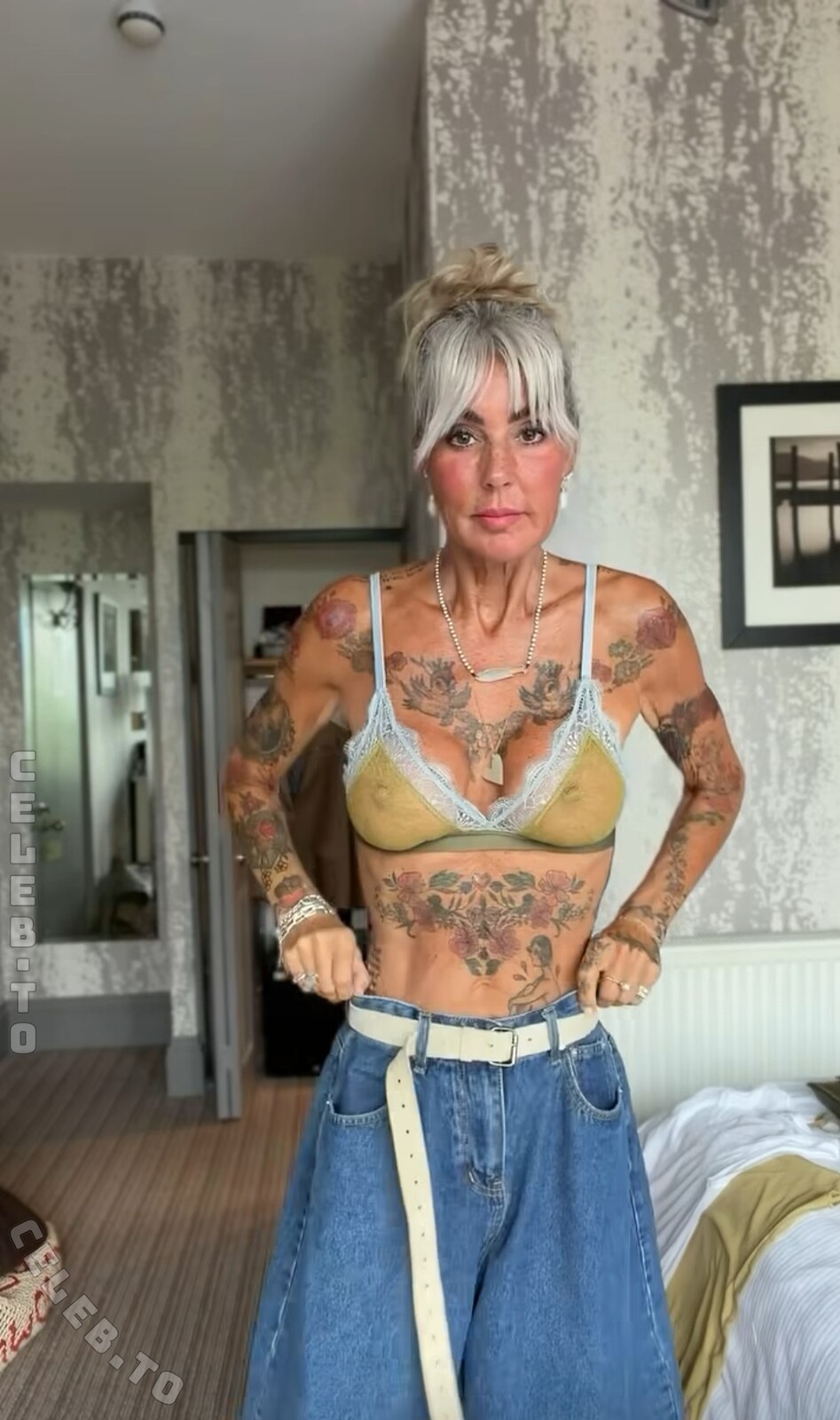 Astrid Zeegen Holt nude photo 1