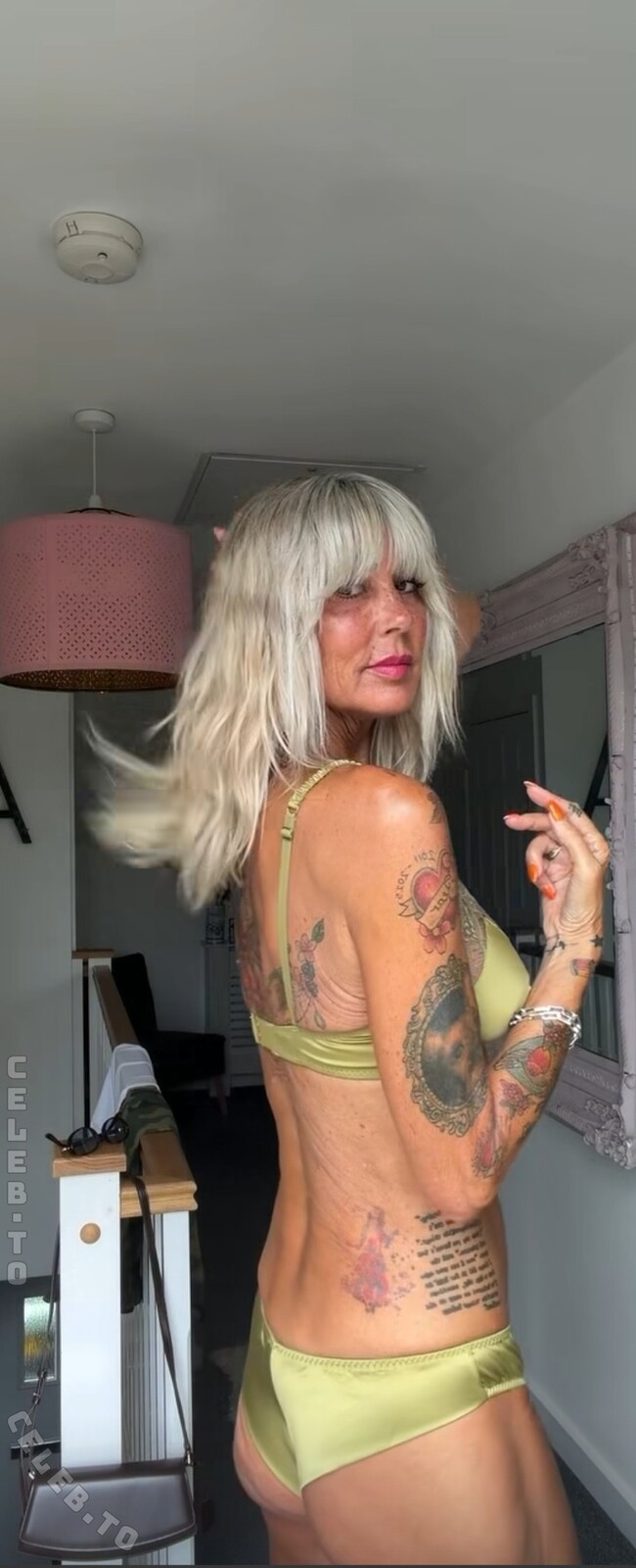 Astrid Zeegen Holt nude photo 3