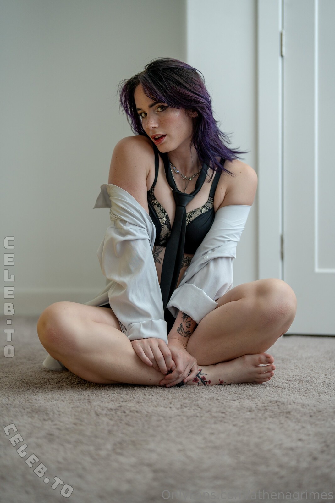 Athena Grimes nude photo 8