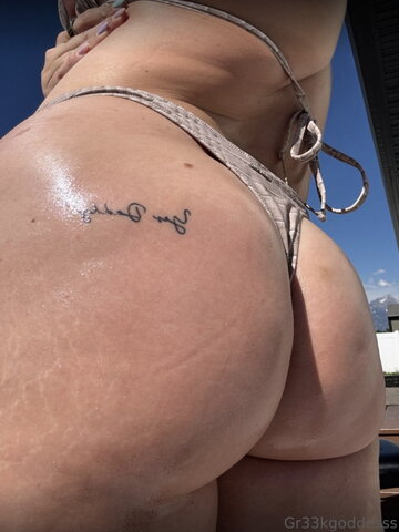 Athena nude photo 8
