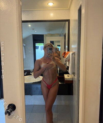 Athenareign nude photo 64