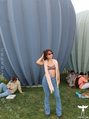 Aubrey Anderson-Emmons nude