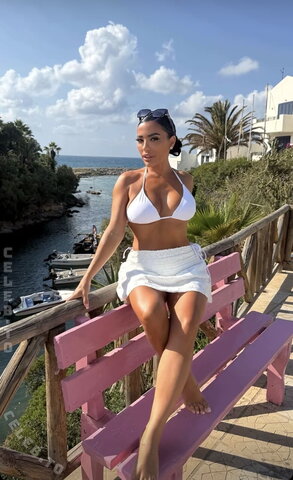 Aura_officiel nude photo 3
