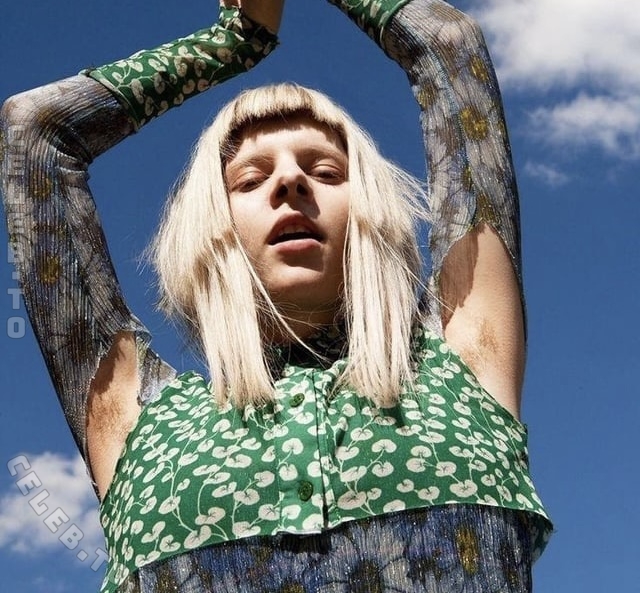 Aurora Aksnes nude photo 3
