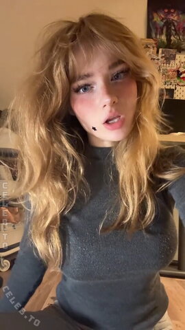 Aurora nude photo 101