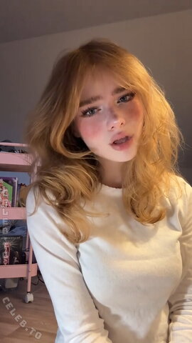 Aurora nude photo 102