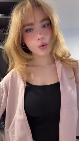 Aurora nude photo 38