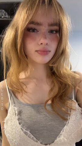 Aurora nude photo 33
