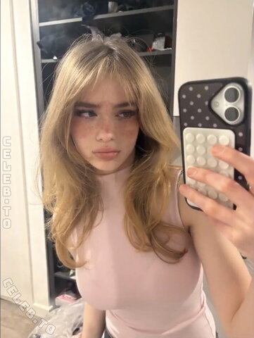 Aurora nude photo 23