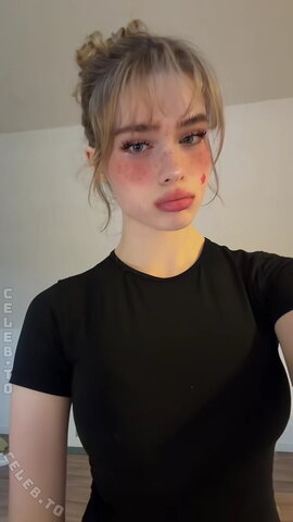 Aurora nude photo 29