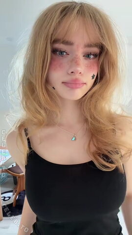 Aurora nude photo 23