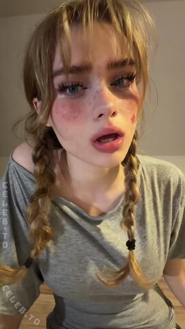 Aurora nude photo 16