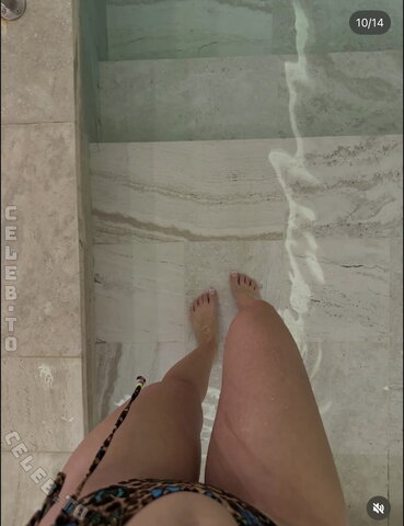 Aurora.becarelli nude photo 10