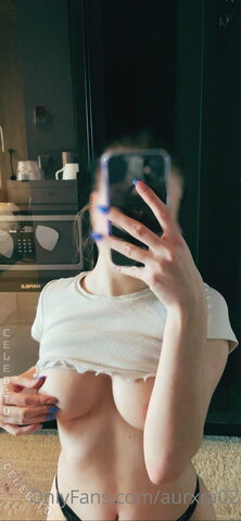Aurorakurz nude photo 11