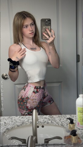 Autumn Hicks nude photo 8