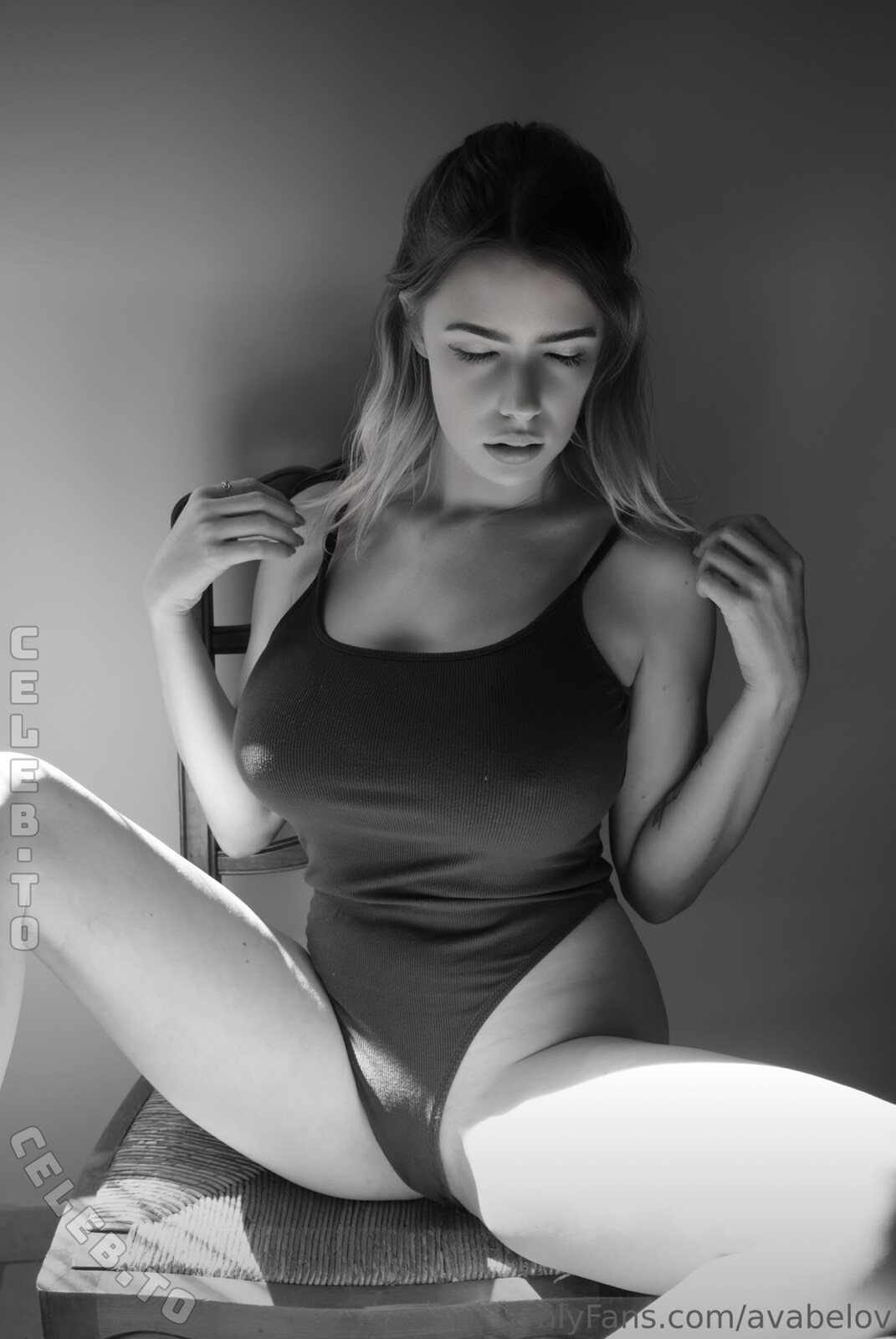 Ava Belov nude photo 1