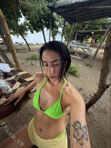 Ava Hirons nude photo 8