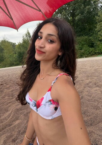 Ava Justin nude photo 2