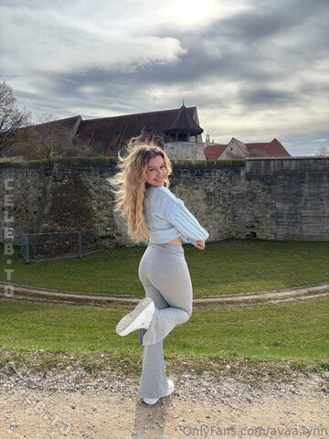 Avaa.Lynn photo 3