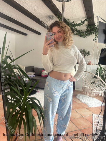 Avaa.Lynn Fresh (3 photos)