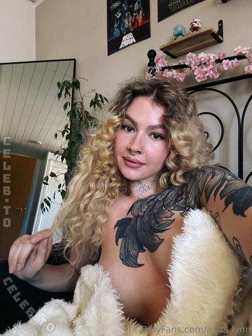 Avaa.Lynn Hot (1 photo)