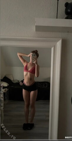 avapeach.vip nude photo 19