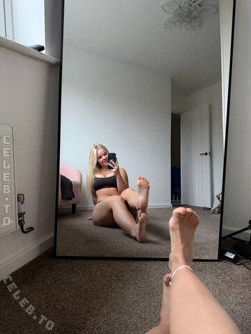avarose.fit nude photo 38