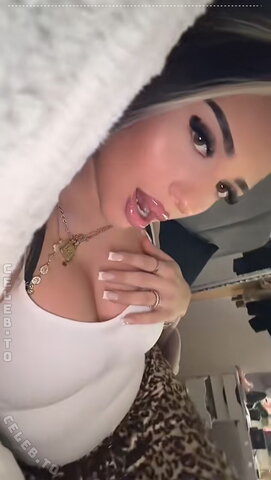 avendaaxs nude photo 20