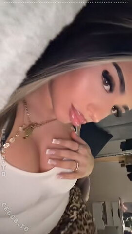 avendaaxs nude photo 24