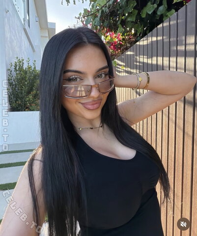 avendaaxs nude photo 18