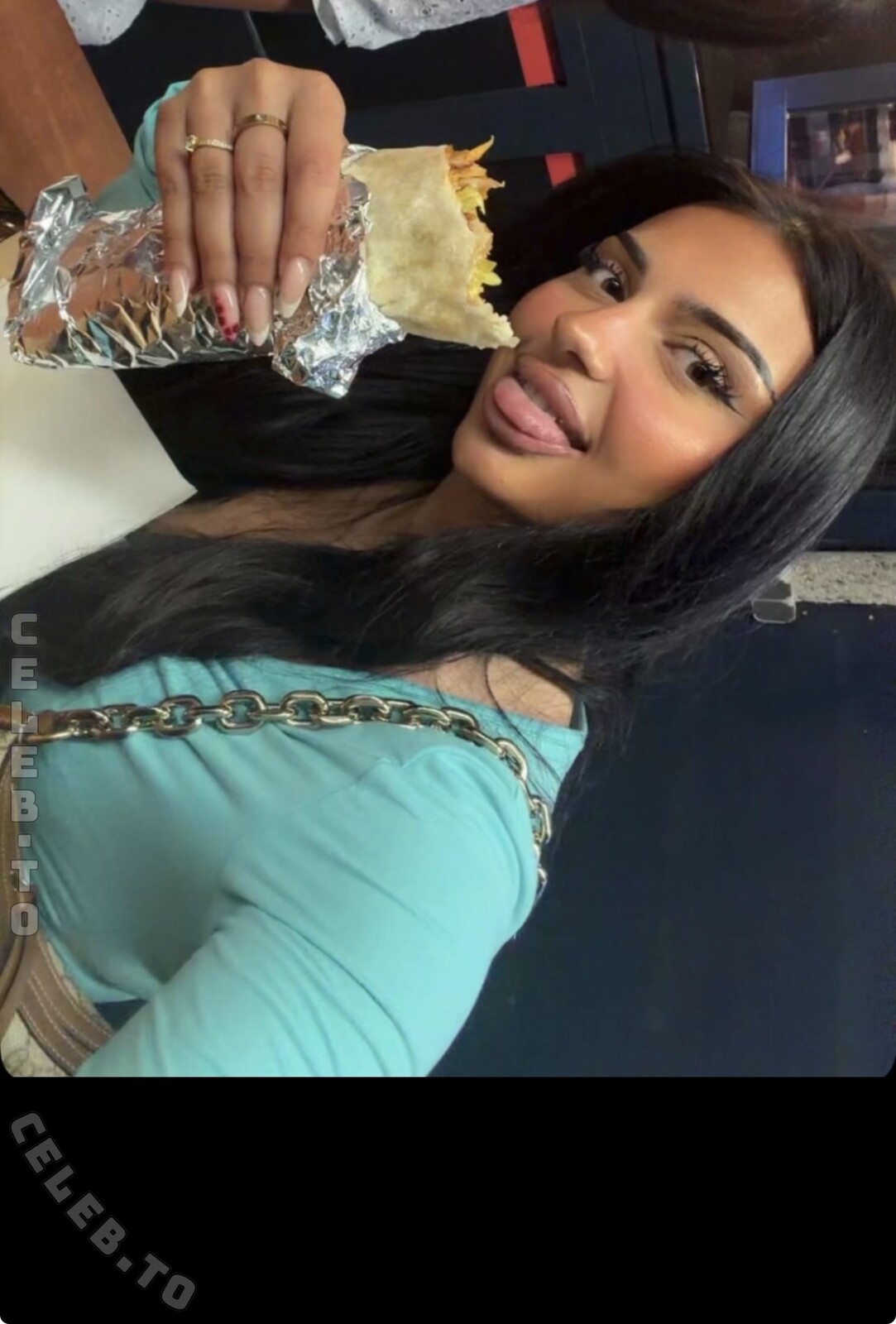 avendaaxs nude photo 10