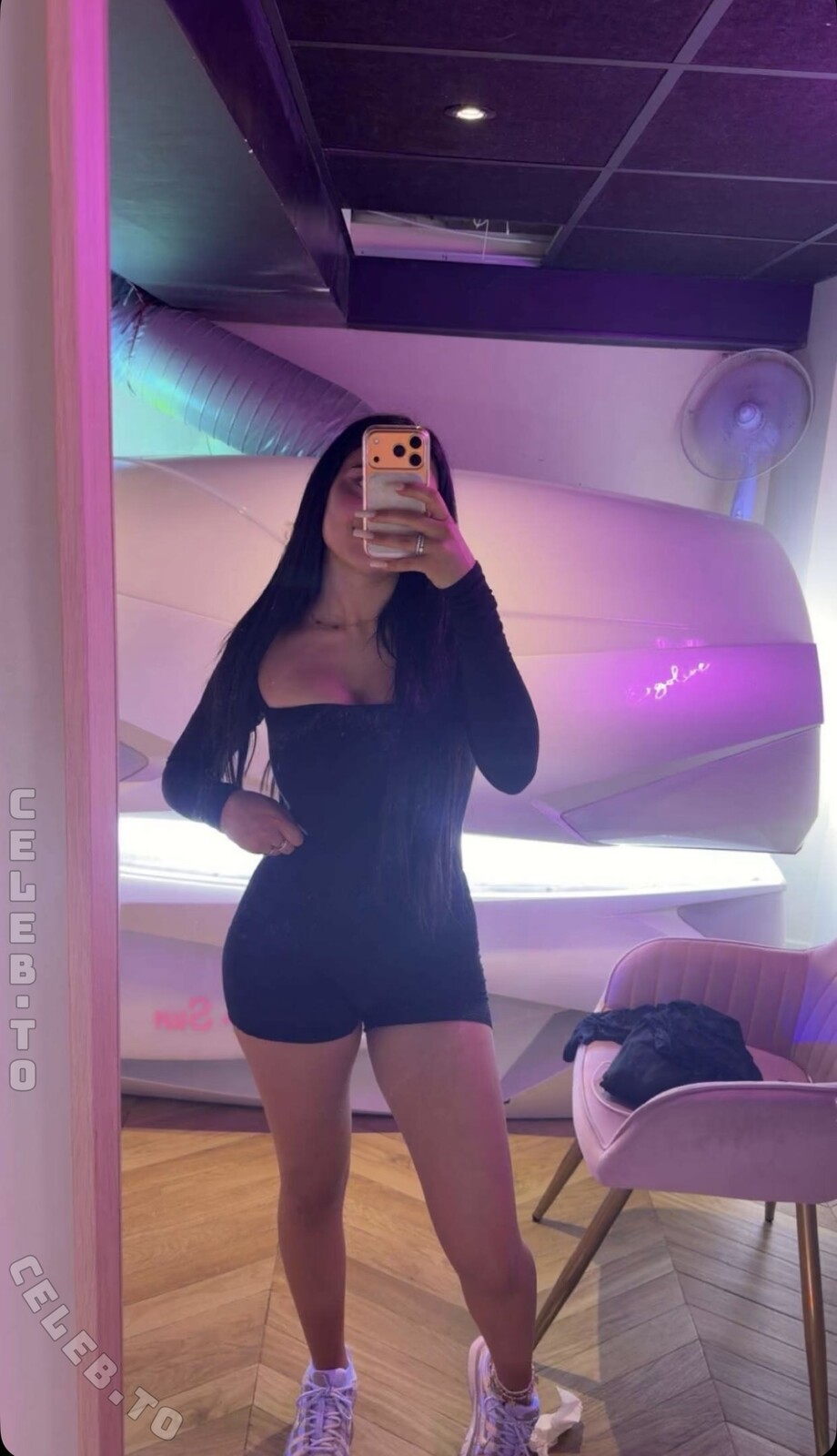 avendaaxs nude photo 1