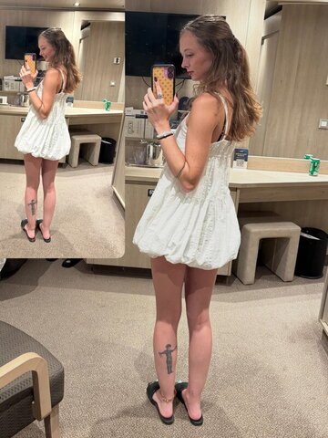 Avery.shipp nude photo 12