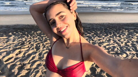 Avia Butler Sexy (3 photos)