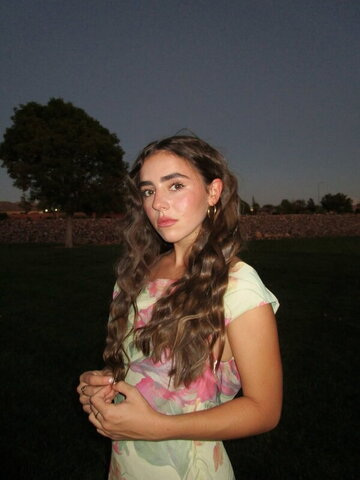 Avia Butler photo 6