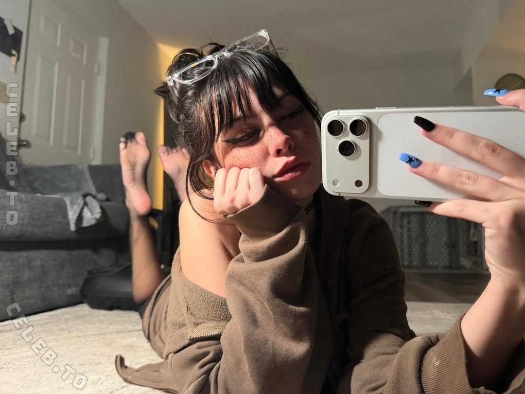 aviva.foxxx nude photo 10