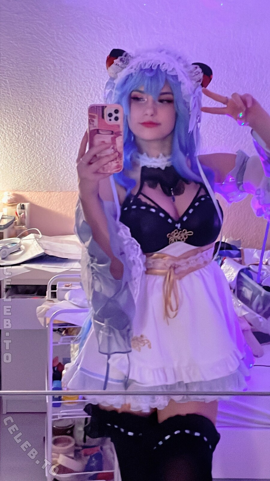 avygenki nude photo 1