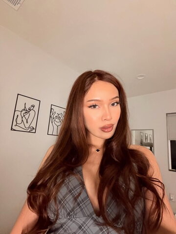 Axnuwin nude photo 3
