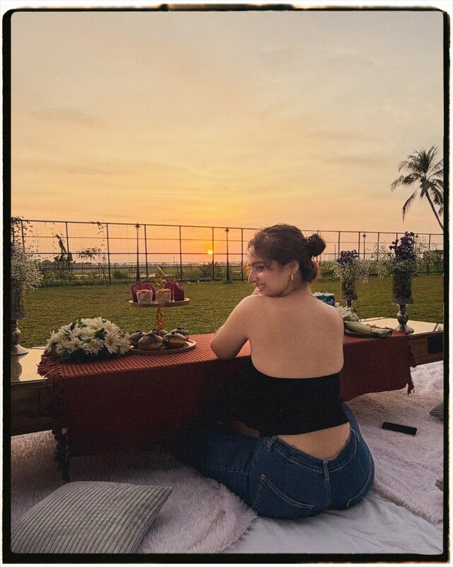Ayesha Khan nude photo 10
