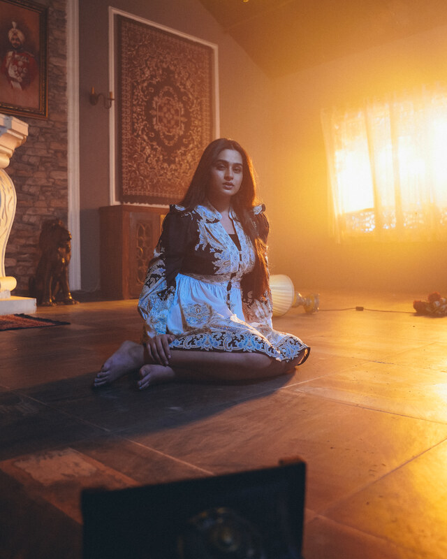 Ayesha Khan nude photo 7