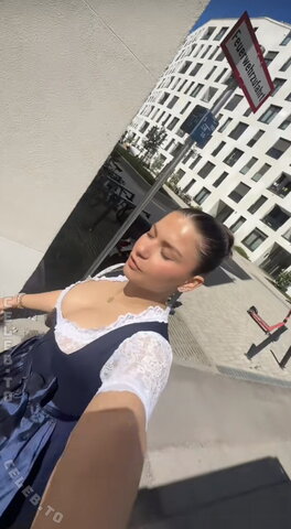 Aylinabr nude photo 4