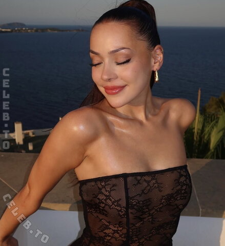 Ayliva nude photo 6