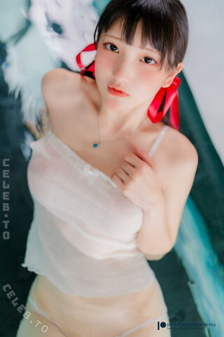 Azra nude photo 197