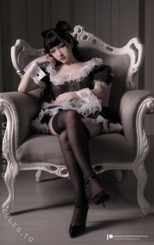 Azra New (3 photos)