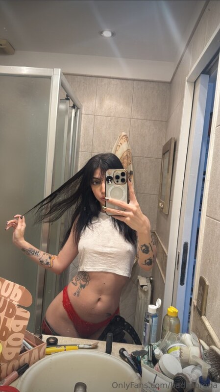 Azu Fernandez nude photo 1