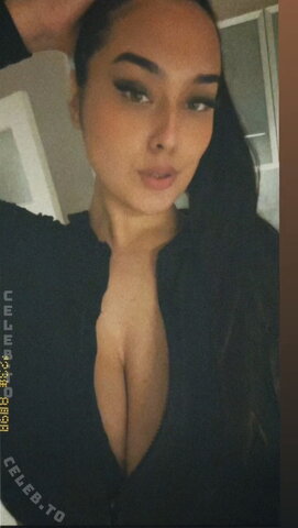 Azulaocea nude photo 1