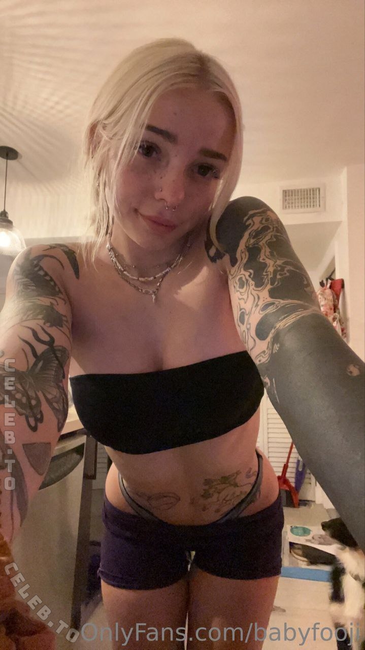 Babyfooji nude photo 22