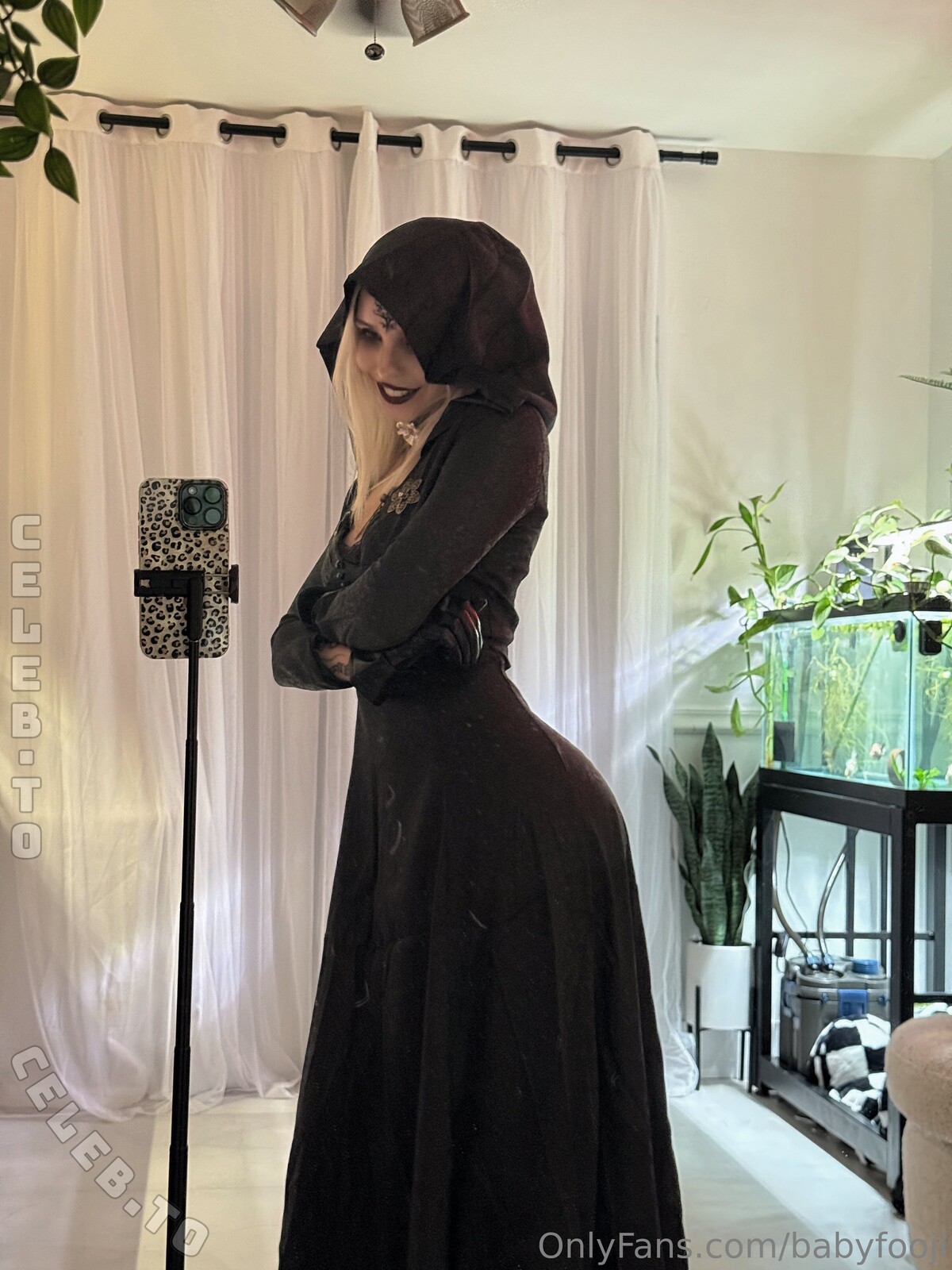 Babyfooji nude photo 19