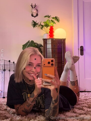 Babyfooji nude photo 65